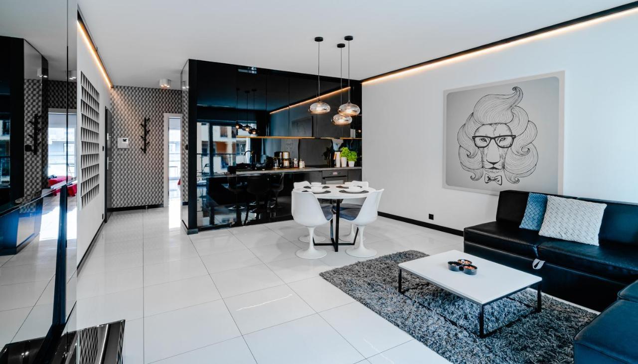 Apartamenty Homely Place Serce Poznania - Stary Rynek - Parking Bagian luar foto