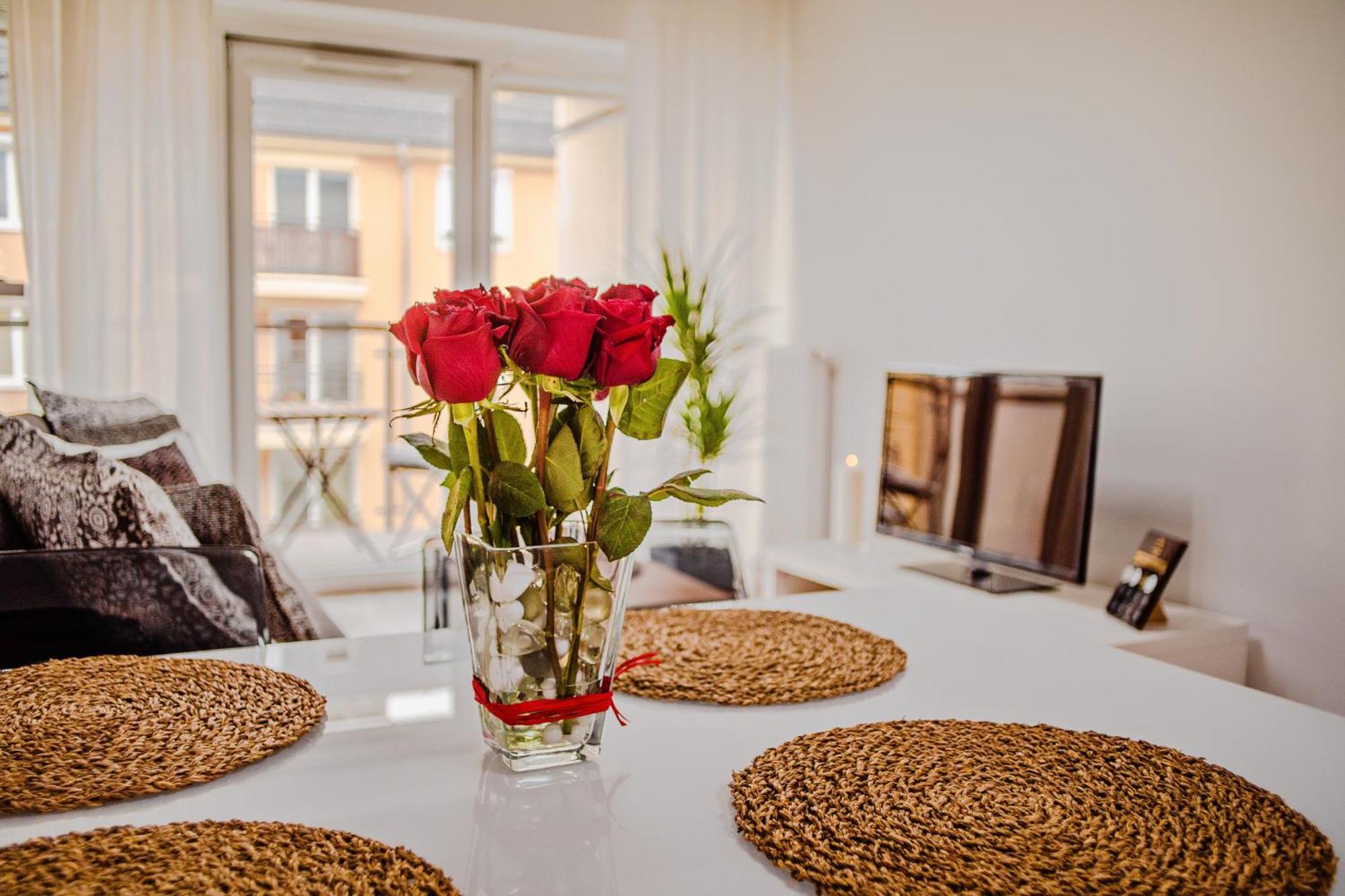 Apartamenty Homely Place Serce Poznania - Stary Rynek - Parking Ruang foto