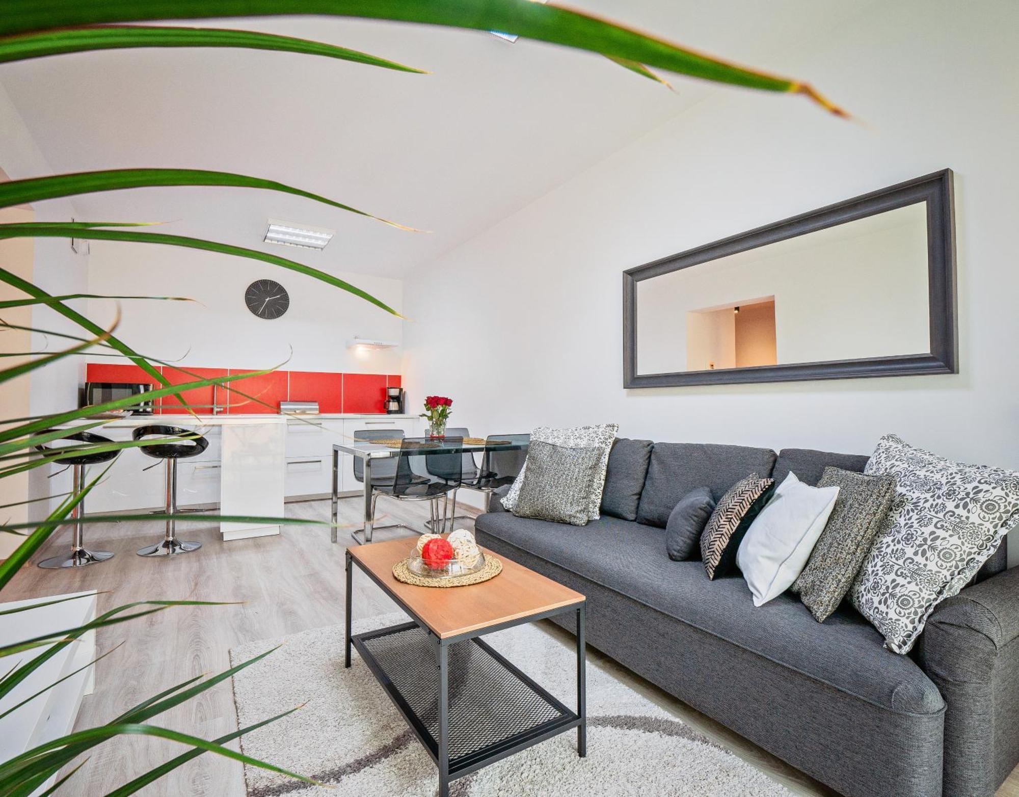 Apartamenty Homely Place Serce Poznania - Stary Rynek - Parking Ruang foto