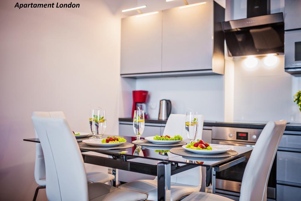 Apartamenty Homely Place Serce Poznania - Stary Rynek - Parking Bagian luar foto
