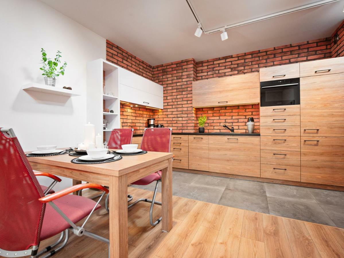 Apartamenty Homely Place Serce Poznania - Stary Rynek - Parking Bagian luar foto