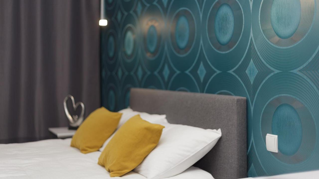 Apartamenty Homely Place Serce Poznania - Stary Rynek - Parking Ruang foto